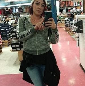 Meet your Posher, Kari